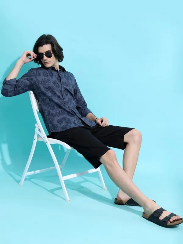 Men Slim Fit Casual Shirt
