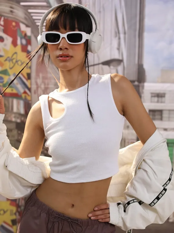  Tokyo Talkies Women White Solid Fitted Tops