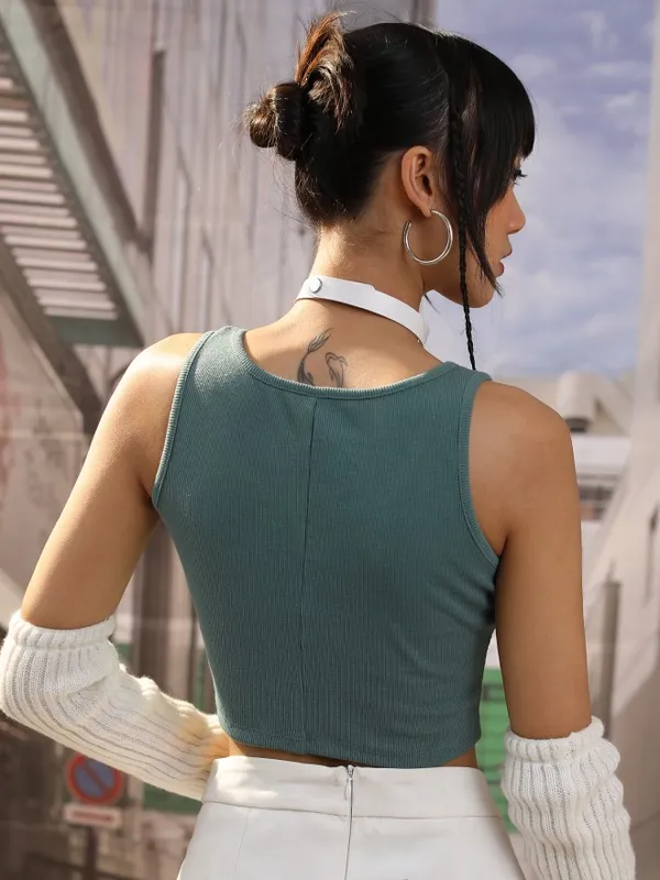 Solid Regular Top