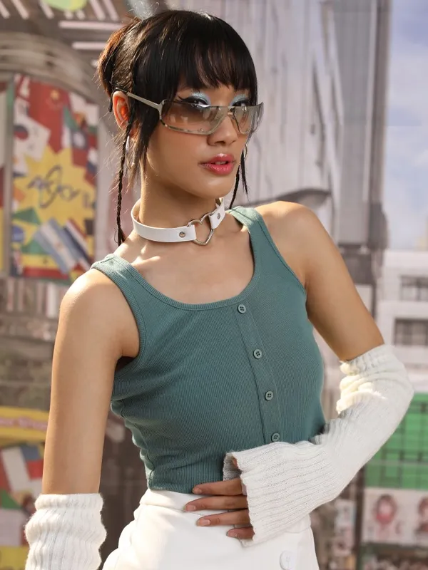 Solid Regular Top