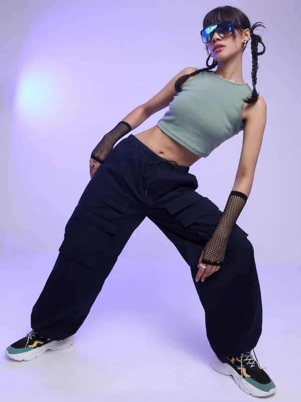  Tokyo Talkies Women Green Solid Tank Tops