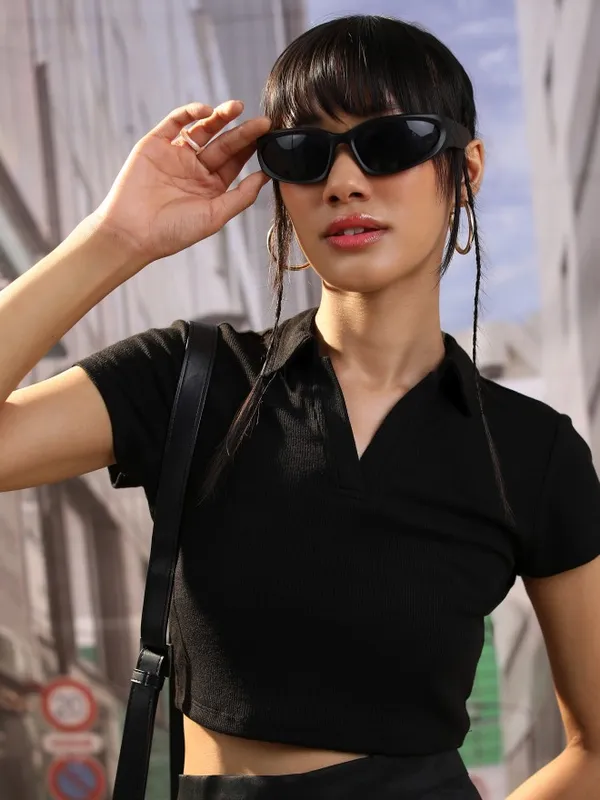  Tokyo Talkies Women Black Solid Tank Tops