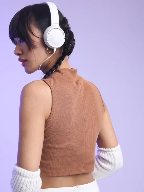 Solid Fitted Top