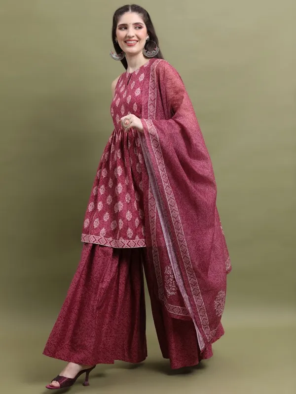 Women Kurta With Sharara & Dupatta
