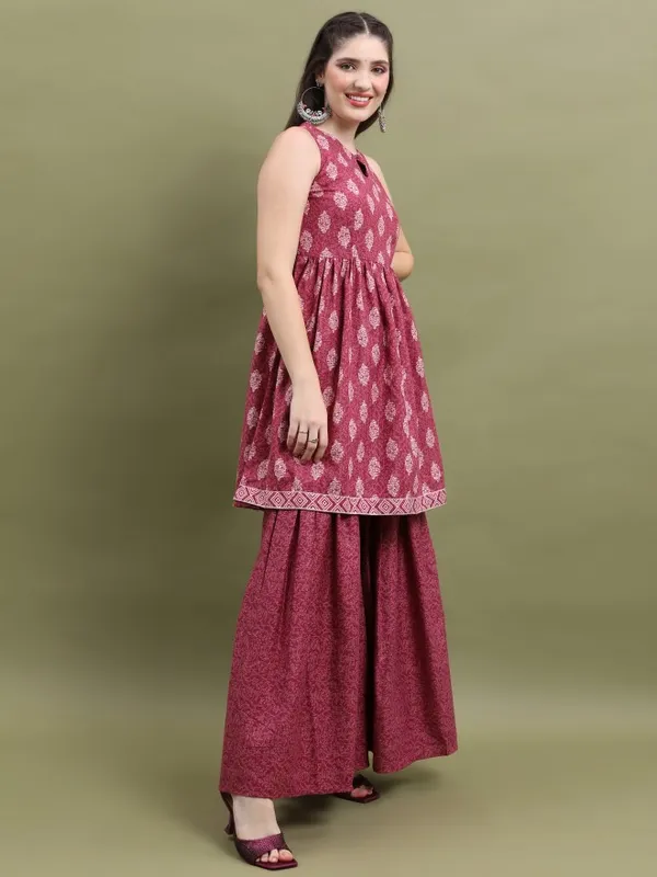 Women Kurta With Sharara & Dupatta