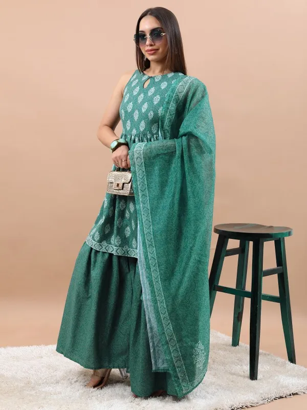  Ketch Women Teal Printed Kurta Sets
