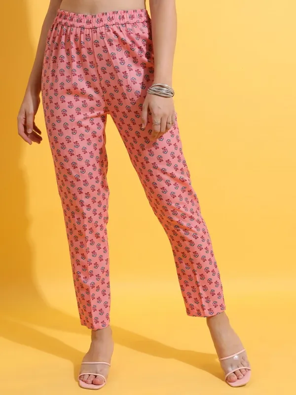  Ketch Women Peach Printed Kurta Sets