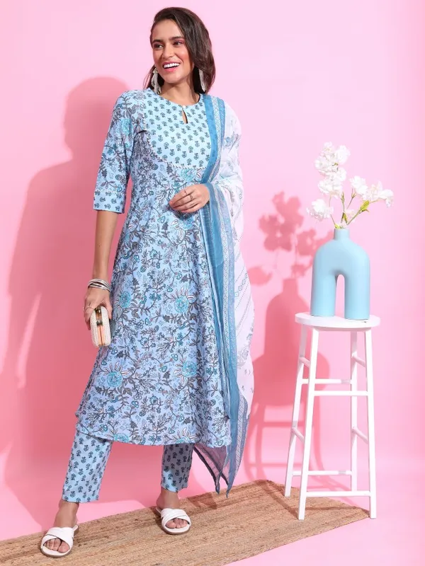  Ketch Women Turquoise Printed Kurta Sets