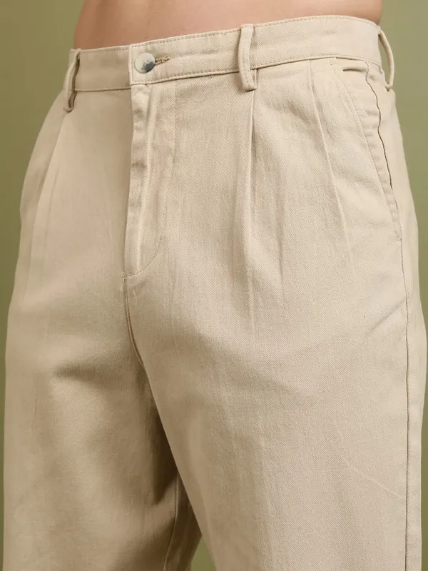  Highlander Men Beige Regular Fit Solid Casual Trousers