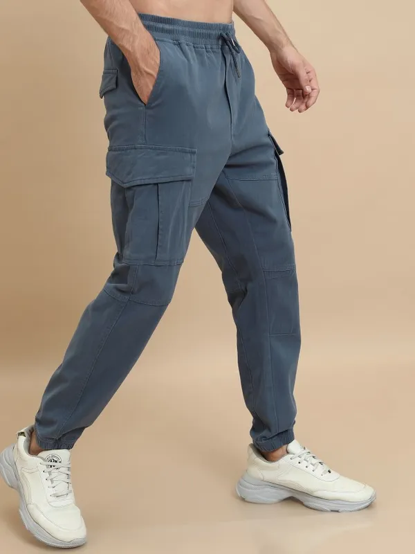  Highlander Men Blue Regular Fit Solid Casual Trousers