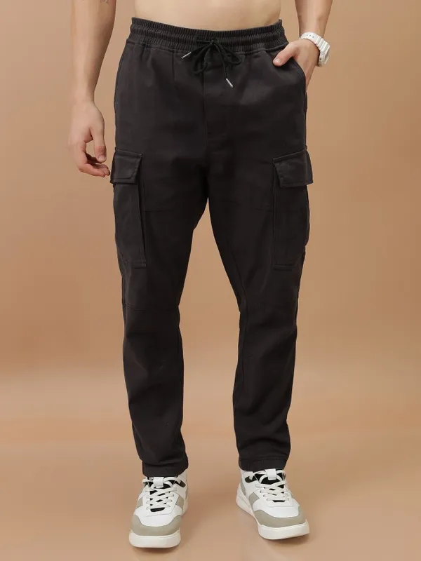  Highlander Men Grey Regular Fit Solid Casual Trousers