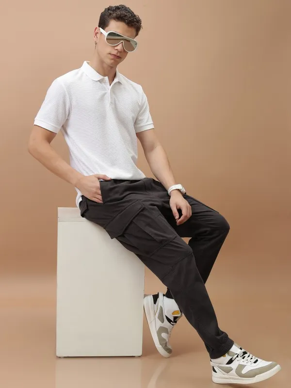  Highlander Men Grey Regular Fit Solid Casual Trousers