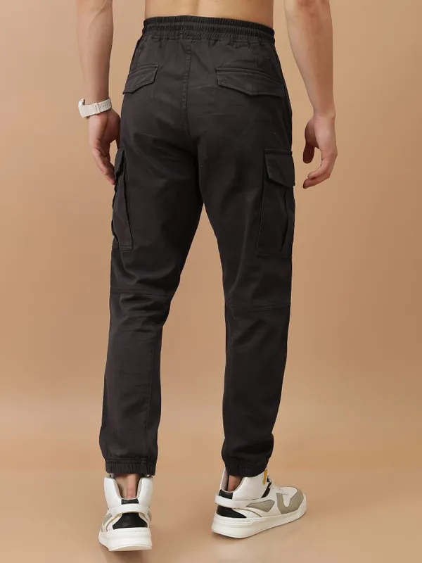  Highlander Men Grey Regular Fit Solid Casual Trousers