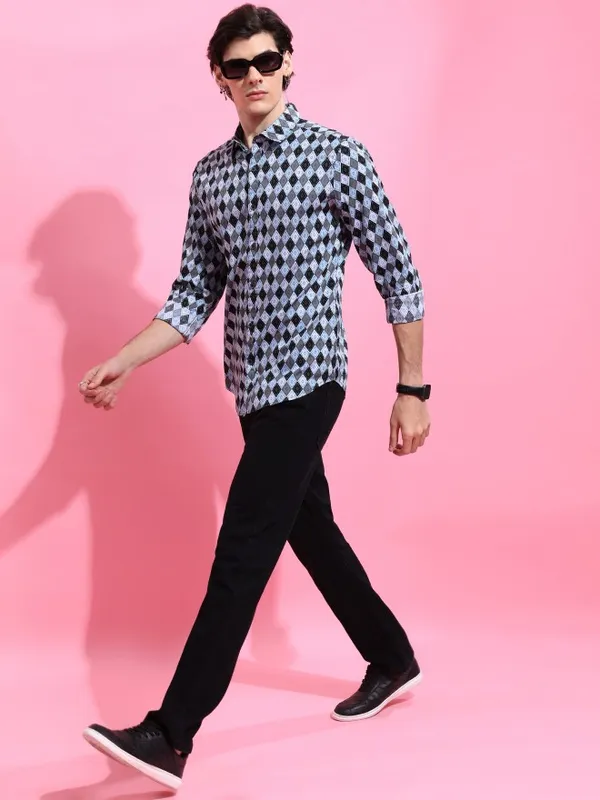 Highlander Men Multi Printed Slim Fit Casual Shirt