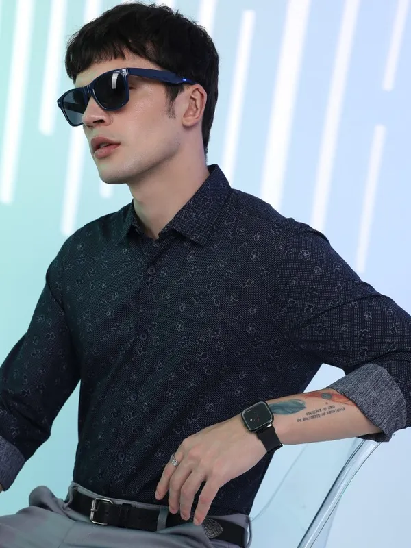  Highlander Men Navy Blue Printed Slim Fit Casual Shirts