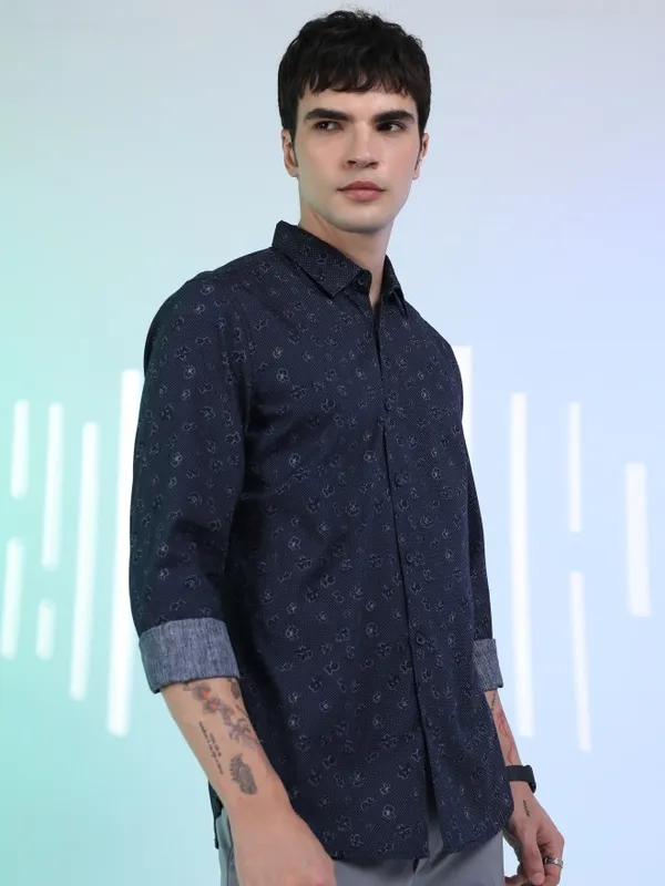  Highlander Men Navy Blue Printed Slim Fit Casual Shirts