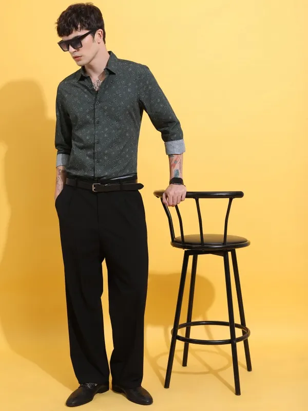 Men Slim Fit Casual Shirt