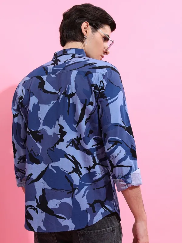  Highlander Men Blue Printed Slim Fit Casual Shirts