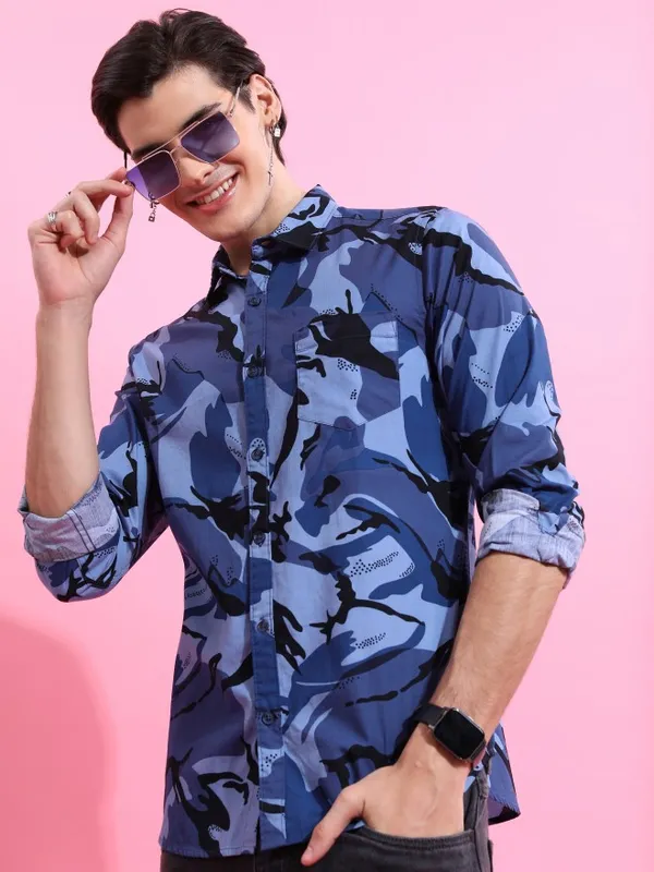 Highlander Men Blue Printed Slim Fit Casual Shirts
