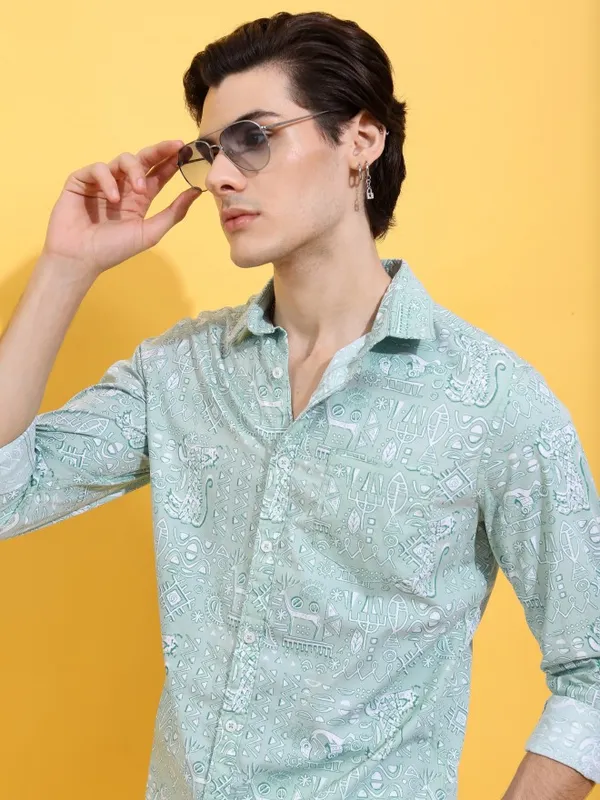  Highlander Men Turquoise Printed Slim Fit Casual Shirts