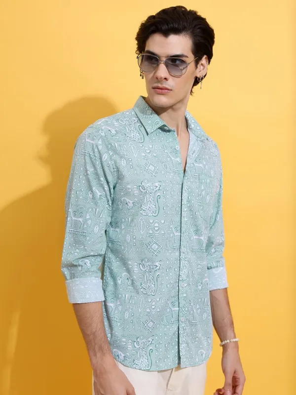  Highlander Men Turquoise Printed Slim Fit Casual Shirts