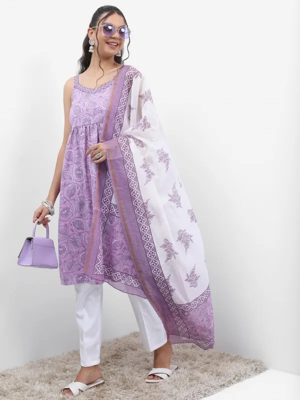 Women Kurta With Pant & Dupatta
