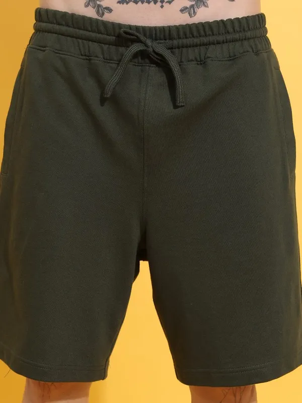 Men Loose Fit Shorts