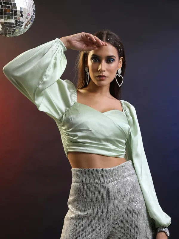  Tokyo Talkies Women Green Solid Regular Tops