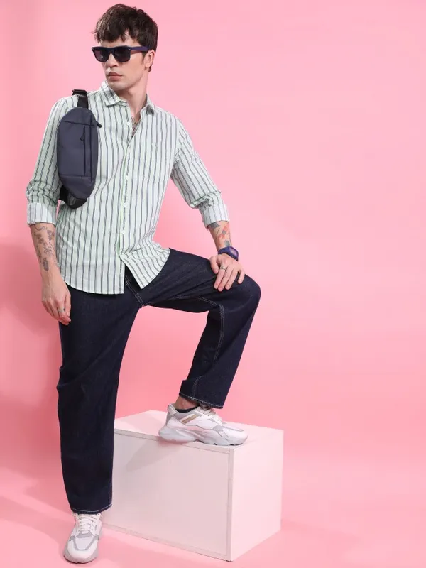  Ketch Men Green Striped Slim Fit Casual Shirts