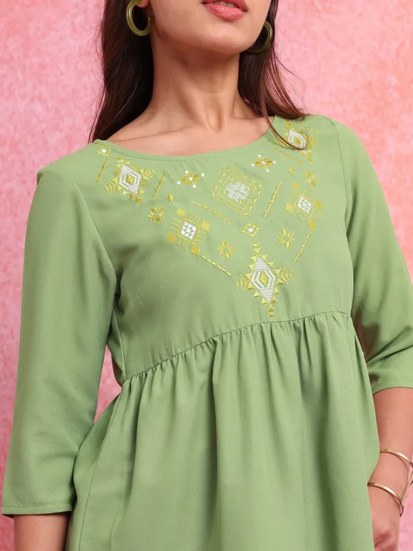  Vishudh Women Green Self Design Peplum Tops