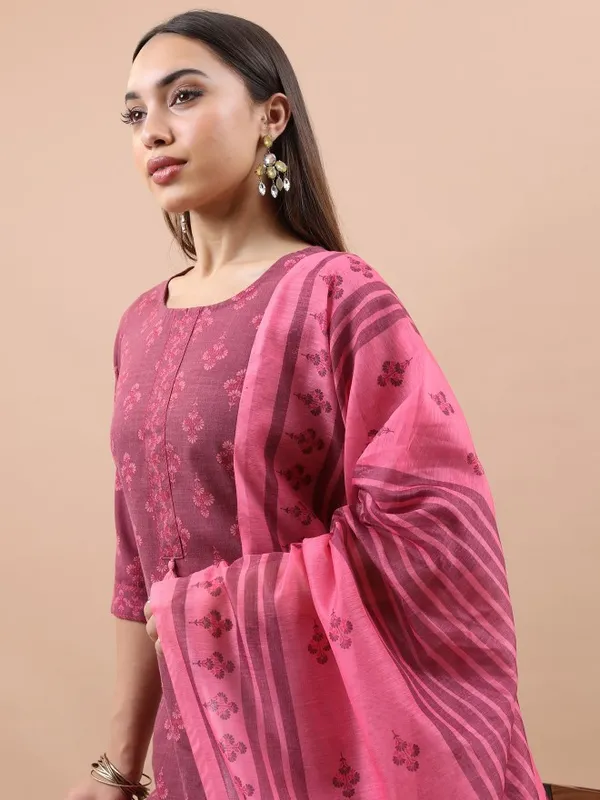 Women Kurta With Palazzo & Dupatta