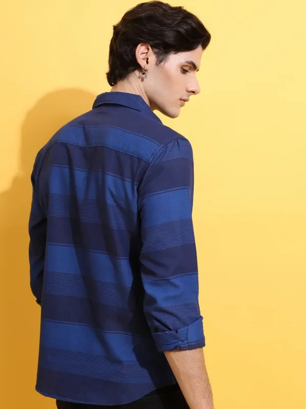  Highlander Men Navy Blue Striped Slim Fit Casual Shirts
