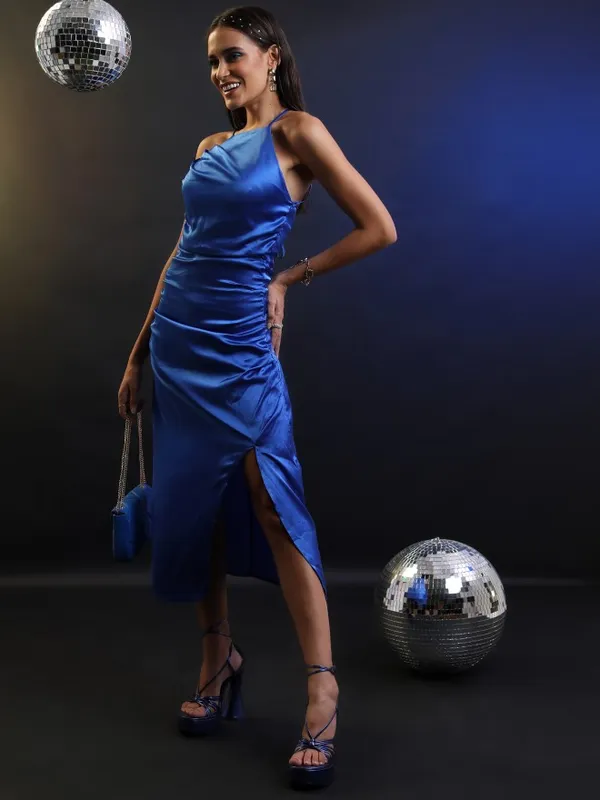  Tokyo Talkies Women Blue Solid Fit And Flare Dresses
