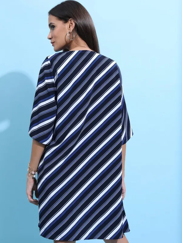 Women Printed Shrug