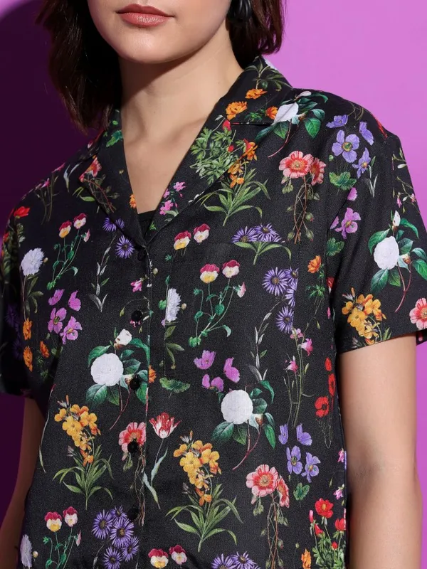  Tokyo Talkies Women Black Printed Casual Shirts