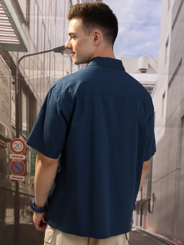  Highlander Men Blue Solid Oversized Fit Casual Shirts