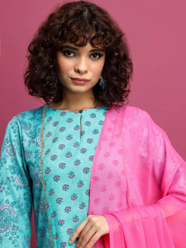  Ketch Women Turquoise Printed Kurta Sets