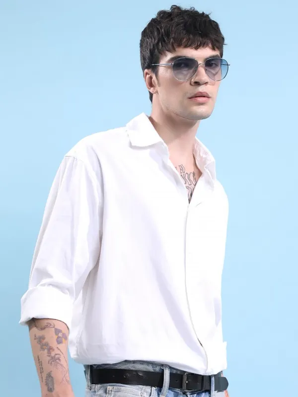  Highlander Men White Solid Oversized Fit Casual Shirts