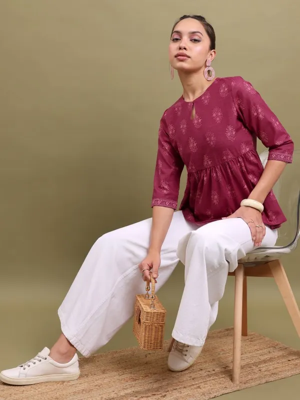  Vishudh Women Purple Printed Peplum Tops