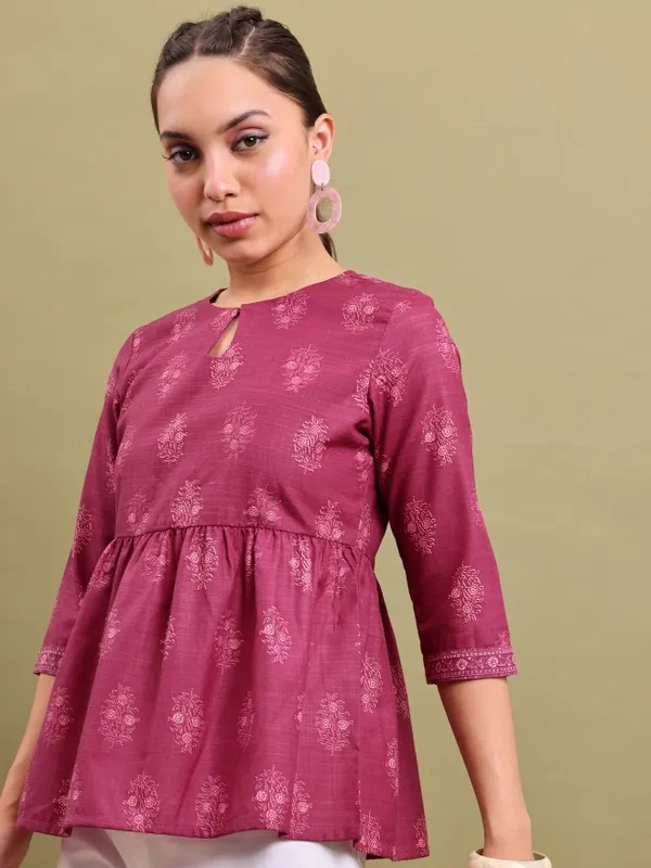  Vishudh Women Purple Printed Peplum Tops