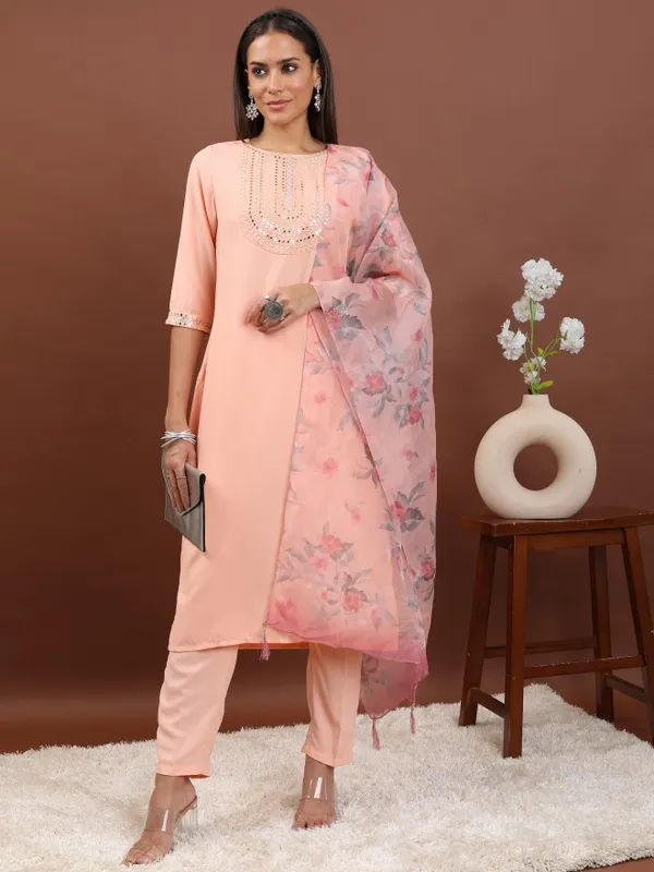 Women Kurta With Trousers & Dupatta