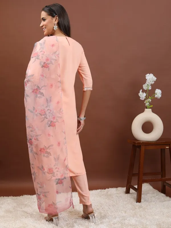Women Kurta With Trousers & Dupatta