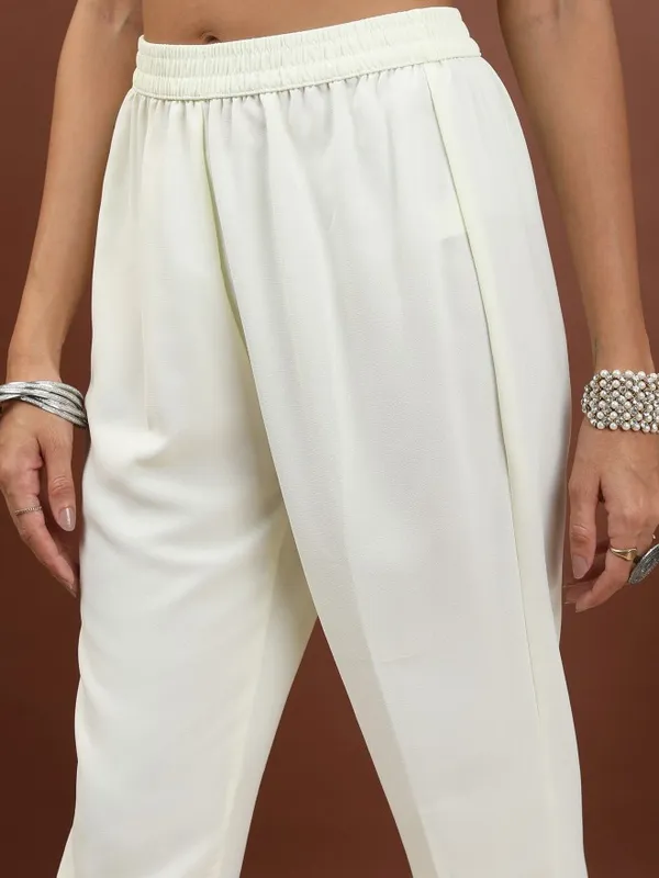 Women Kurta With Trousers & Dupatta