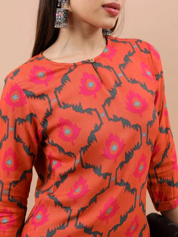  Vishudh Women Coral Printed Tunics