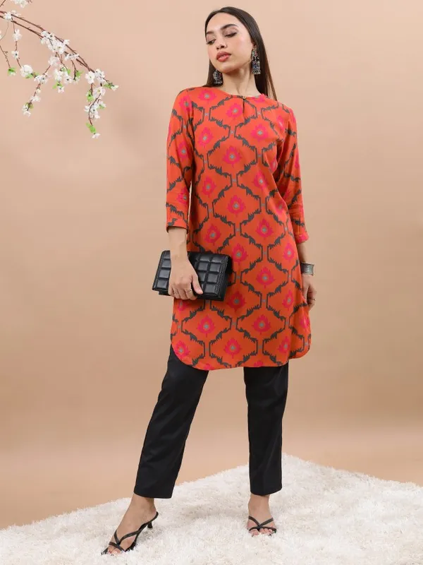  Vishudh Women Coral Printed Tunics