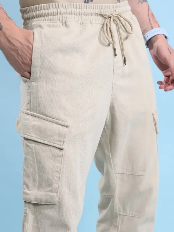  Highlander Men Beige Regular Fit Solid Casual Trousers