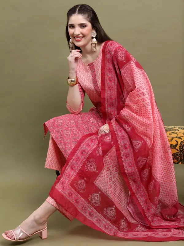  Vishudh Women Pink Kurta Sets