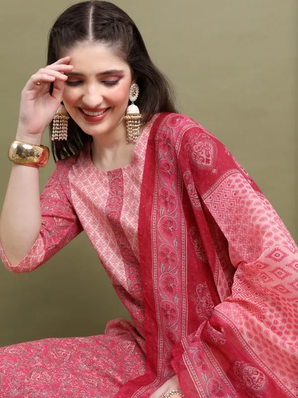  Vishudh Women Pink Kurta Sets