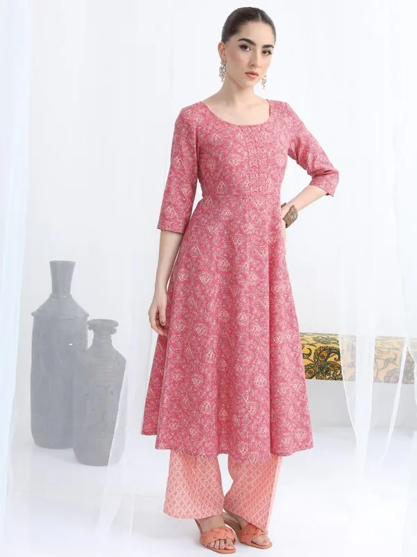 Women Kurta With Palazzo And Dupatta