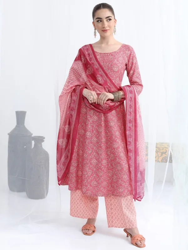 Vishudh Women Pink Printed Kurta With Palazzo And Dupatta